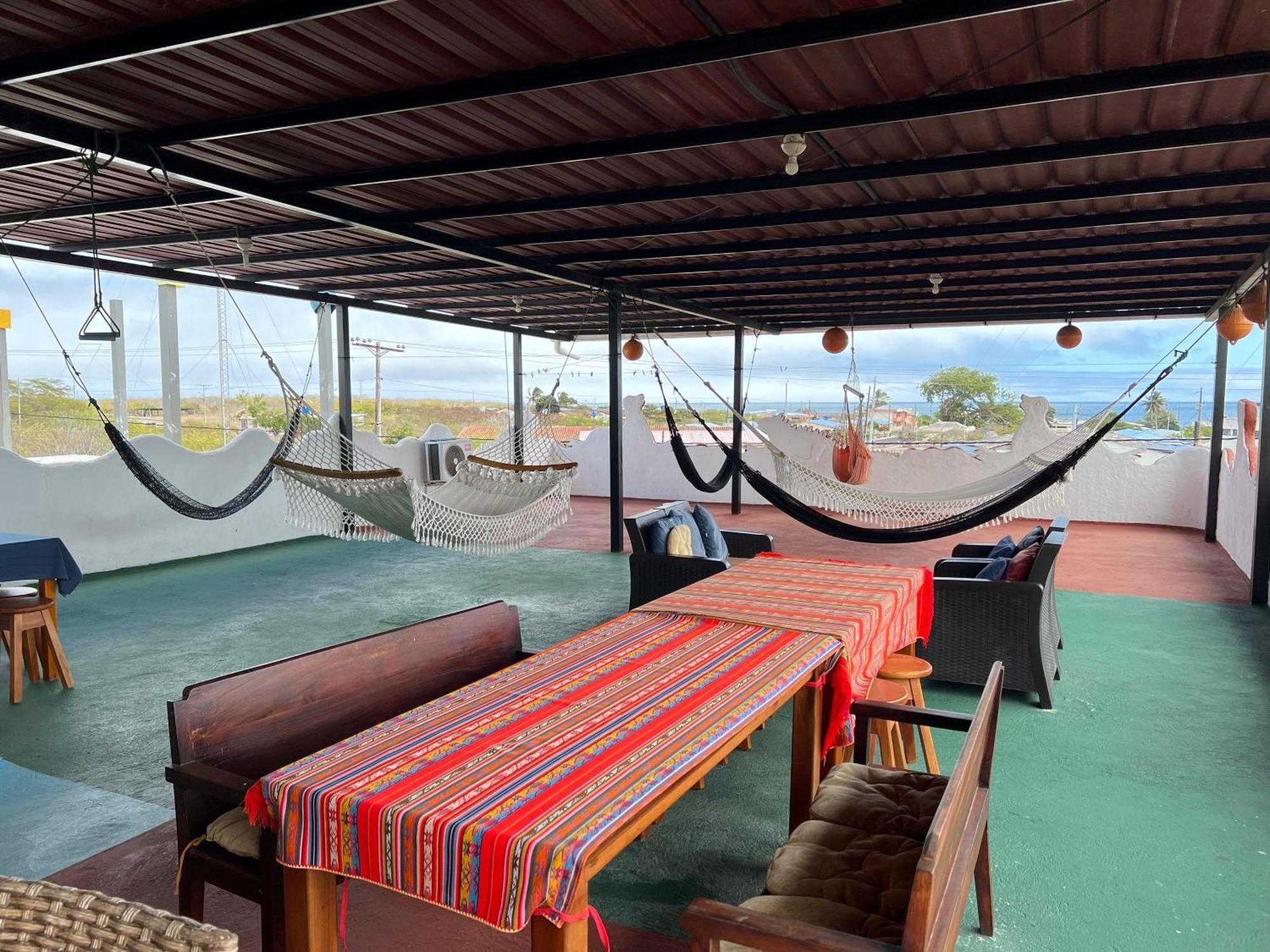 Hostal Cattleya Puerto Baquerizo Moreno Zewnętrze zdjęcie