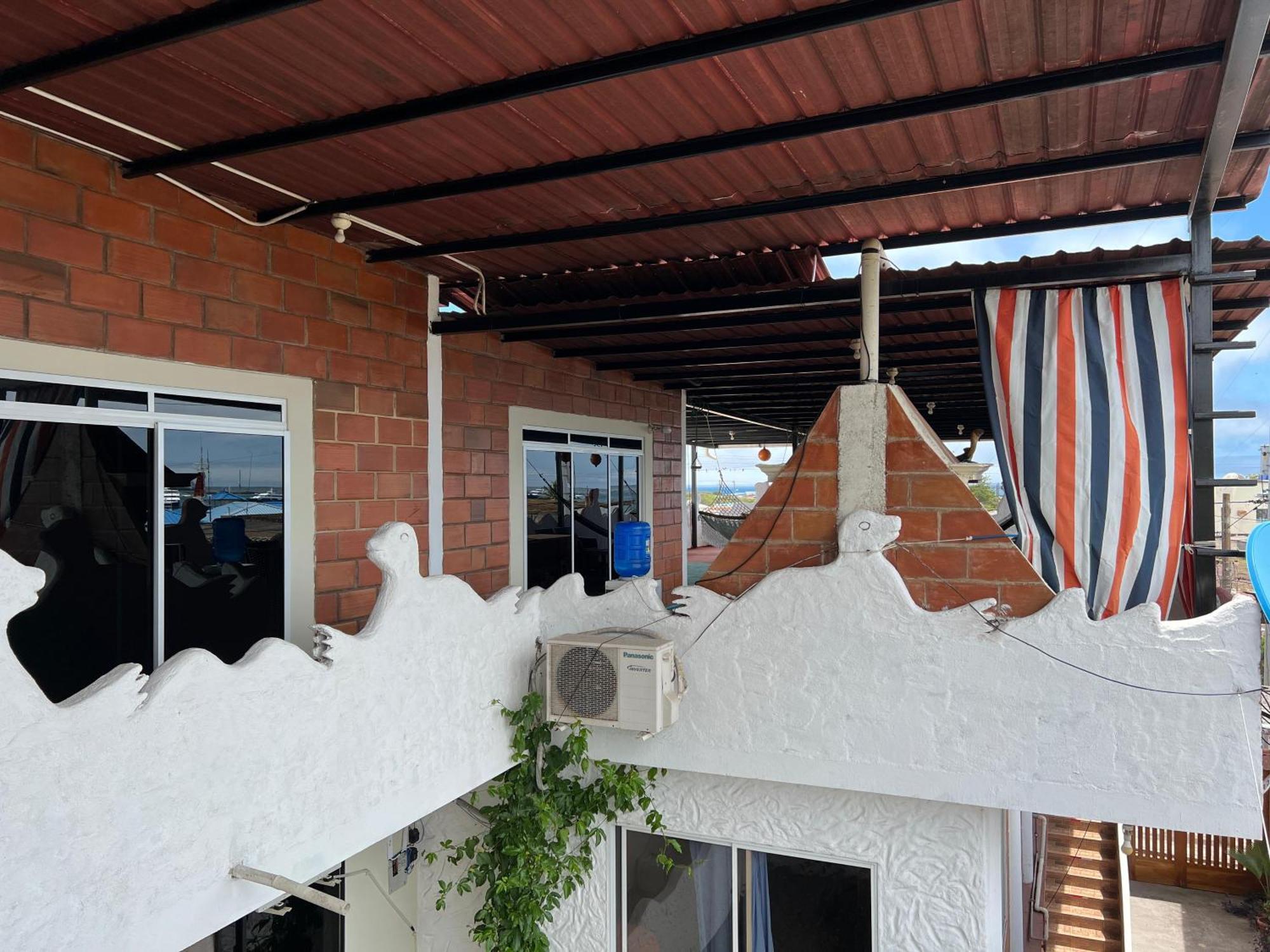Hostal Cattleya Puerto Baquerizo Moreno Zewnętrze zdjęcie