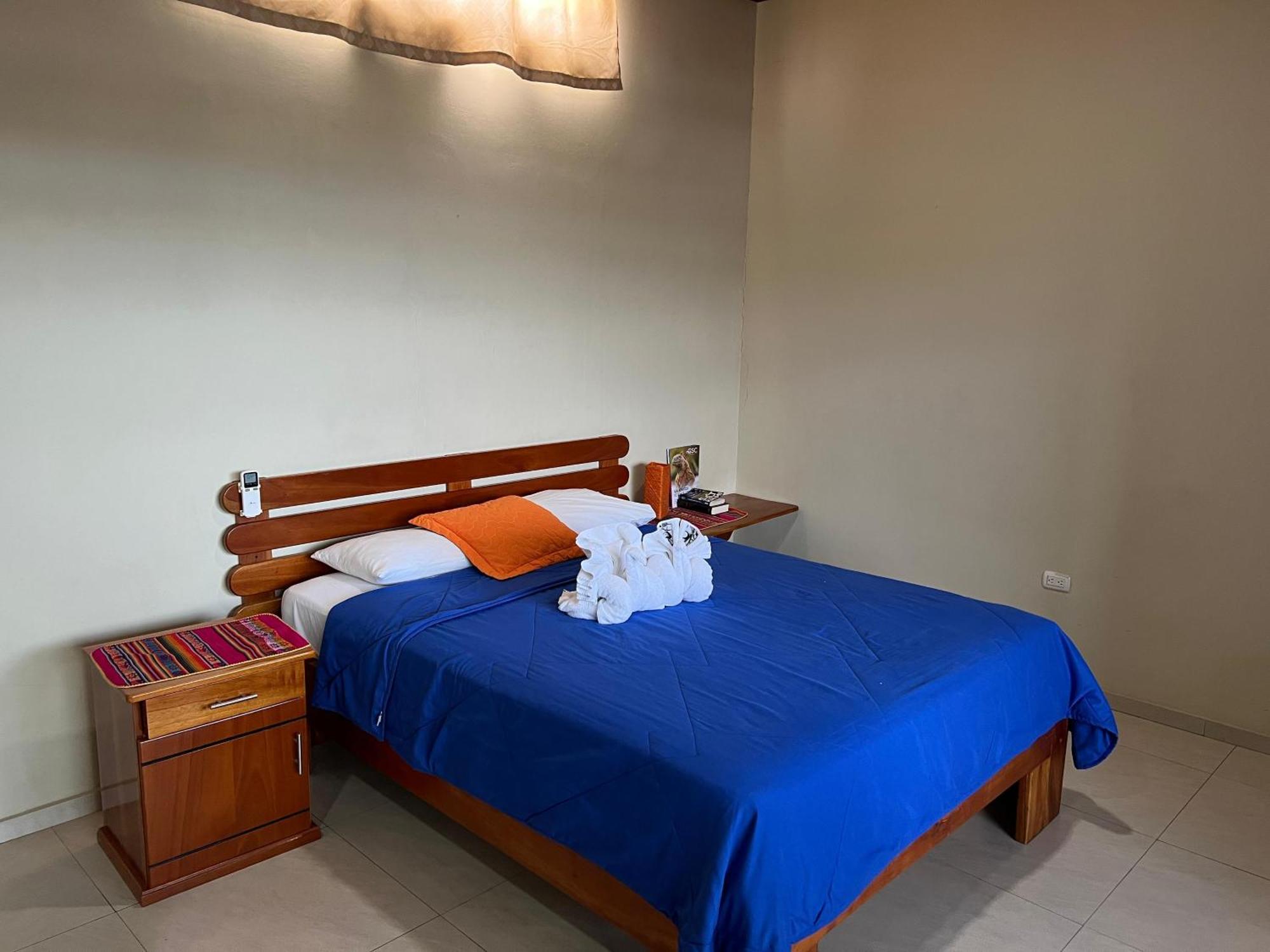 Hostal Cattleya Puerto Baquerizo Moreno Zewnętrze zdjęcie