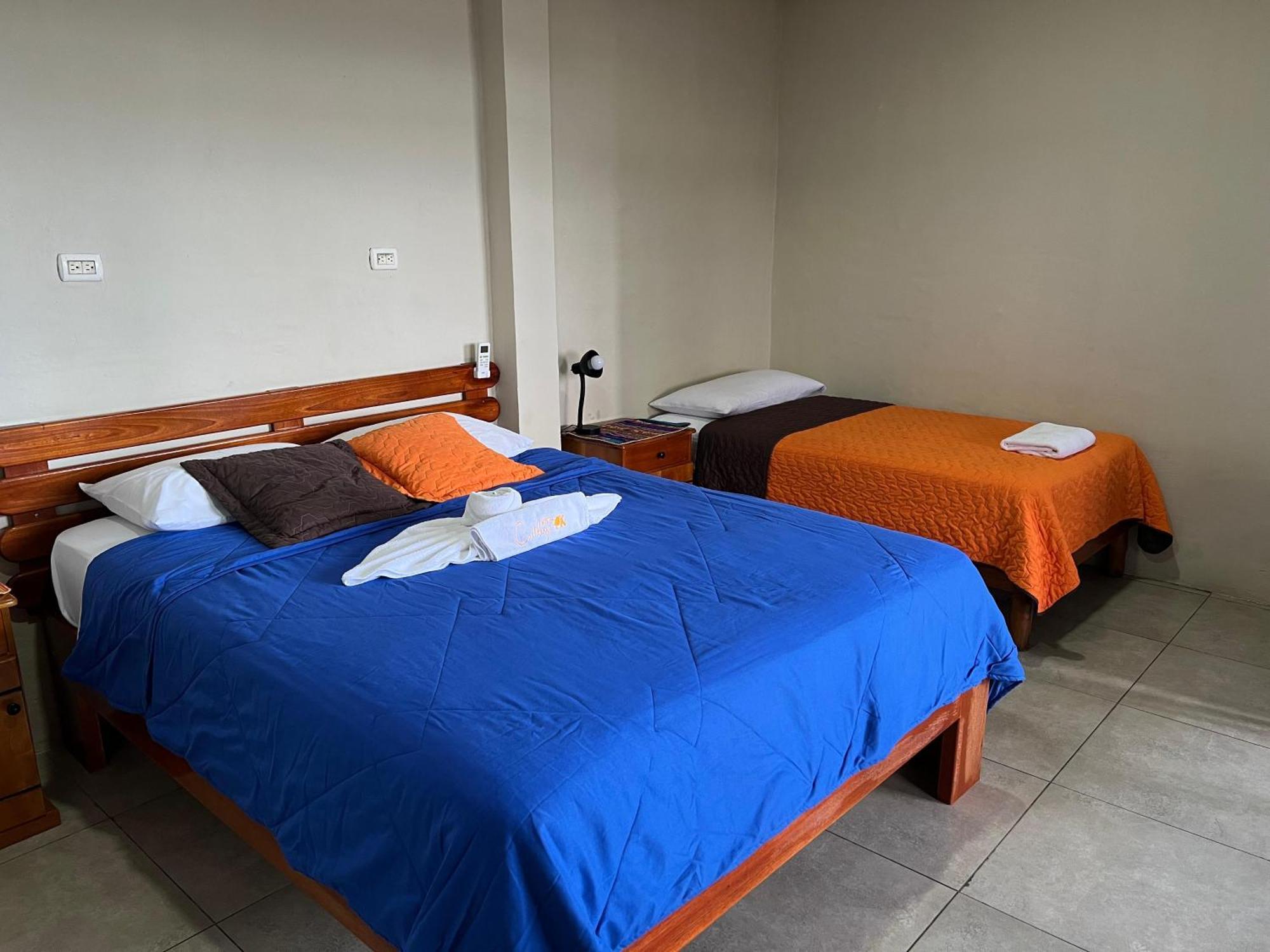 Hostal Cattleya Puerto Baquerizo Moreno Zewnętrze zdjęcie