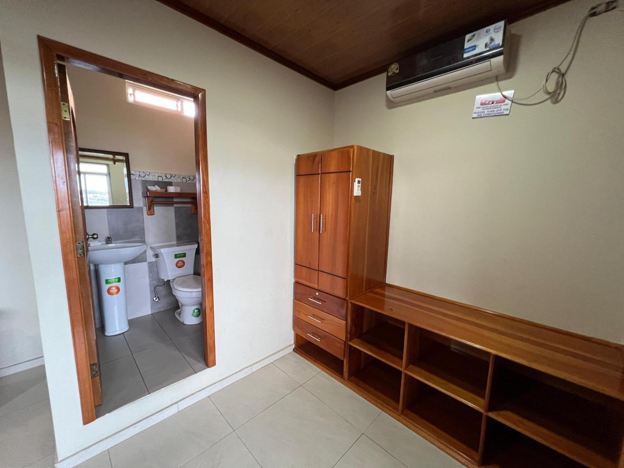 Hostal Cattleya Puerto Baquerizo Moreno Zewnętrze zdjęcie